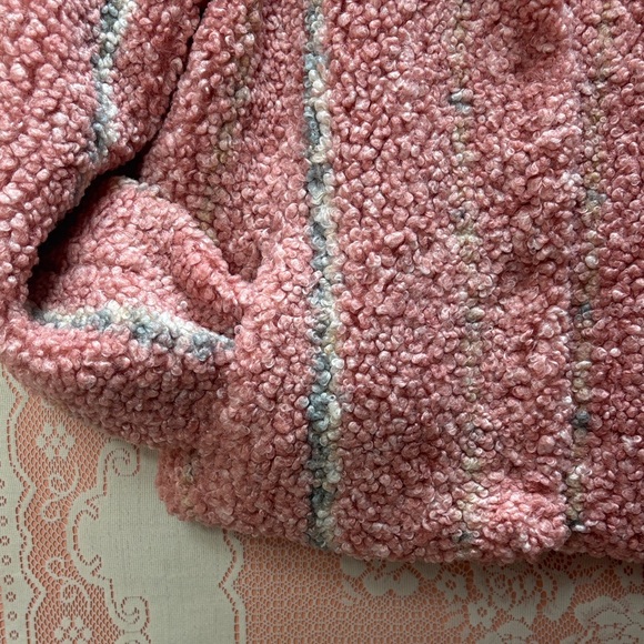 En Saison Pink and Gray Teddy Jacket - Picture 4 of 7